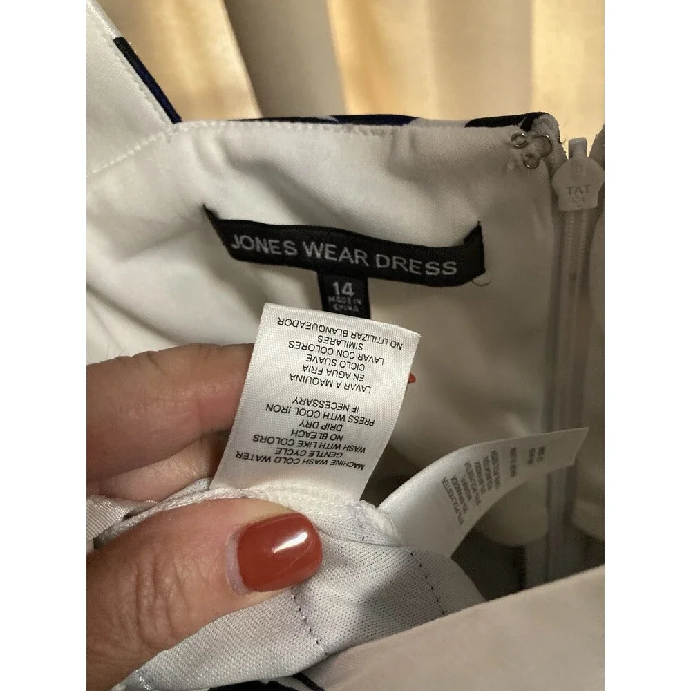 Jones New York Women’s Size 14 Dress Sleeveless Layered ruffle Blue Black Floral - Picture 7 of 9